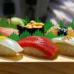 萩は魚が旨くて種類も豊富ですよ～！　写真はにぎり（上）2200円也。